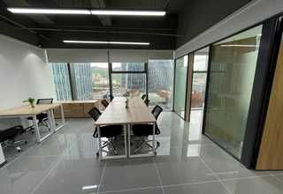 河北集卡车队出口内装